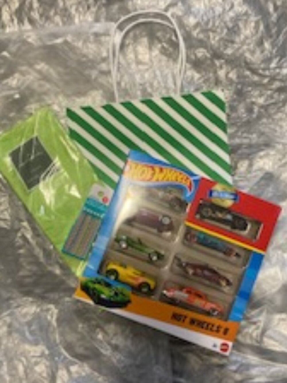Hot Wheels Birthday Bundle Gift Set